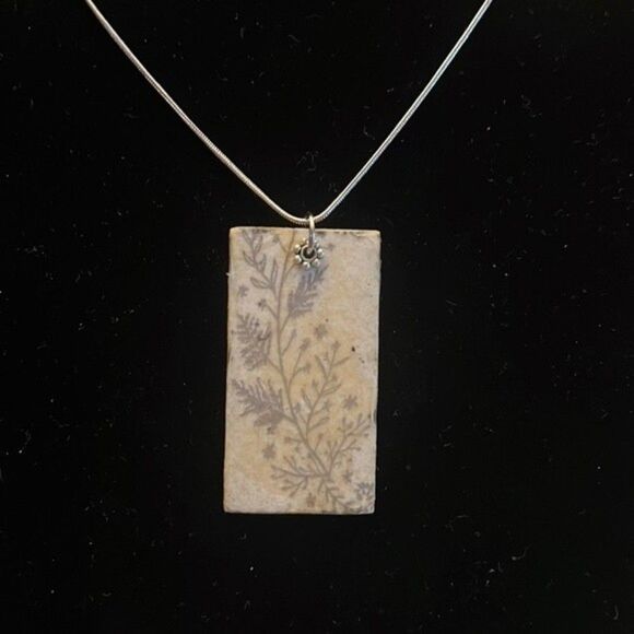 Handcrafted wood decoupaged pendant on 18 inch silver tone chain - Picture 1 of 4